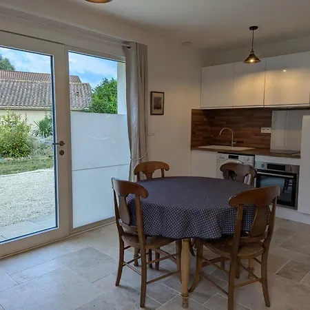 Moderne Avec Wifi Et Parking A - Fr-1-653-270 *