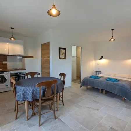 Moderne Avec Wifi Et Parking A - Fr-1-653-270 *