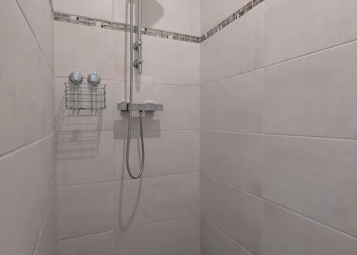 Moderne Avec Wifi Et Parking A - Fr-1-653-270 Apartment Baignes-Sainte-Radegonde